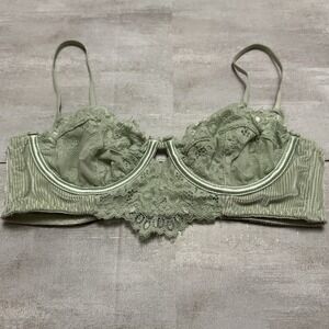 Urban Outfitters UO‎ Out From Under Lace Velvet Underwire Bra Green Size Small